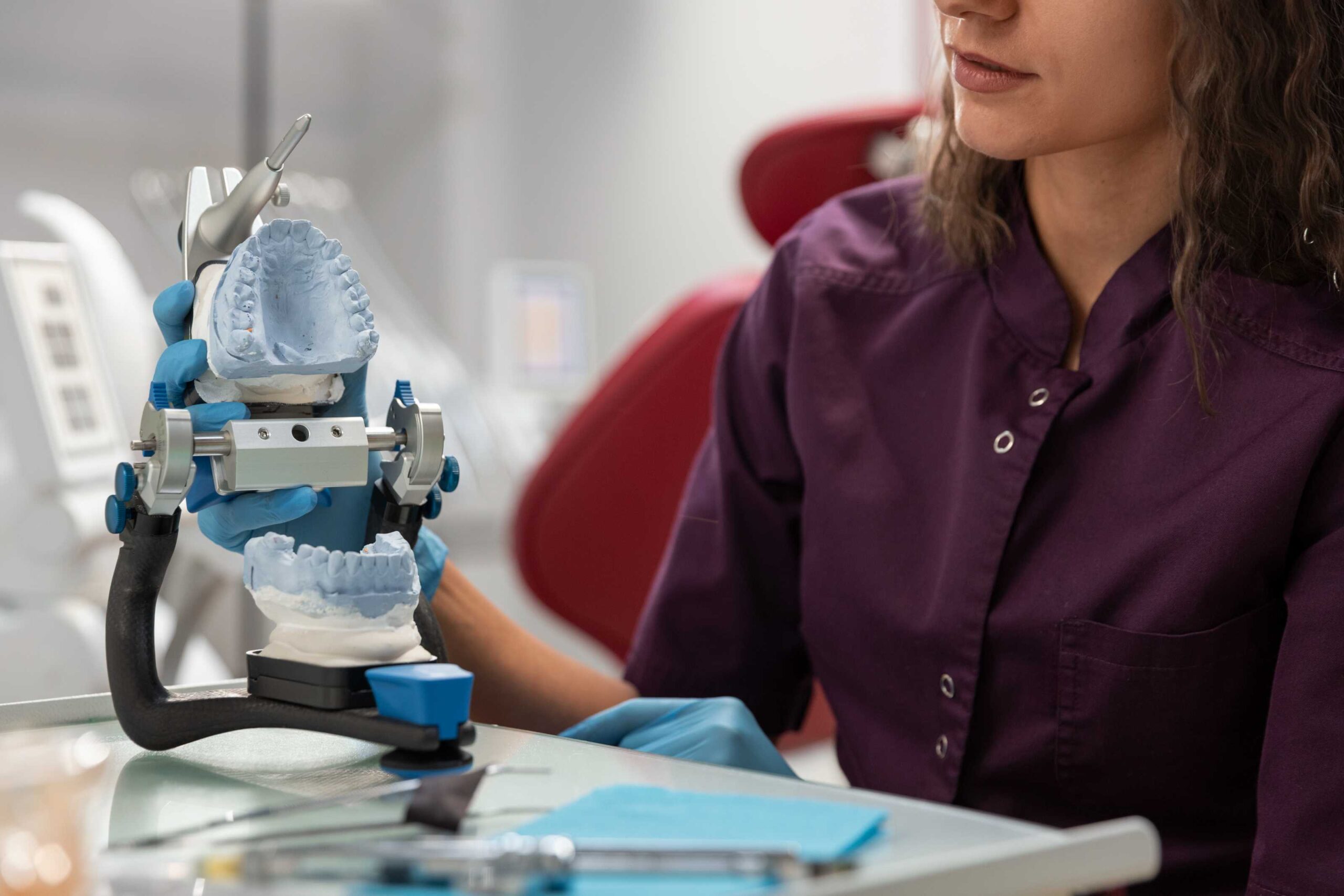 Laboratório de Prótese Dentária: Entenda Seu Funcionamento